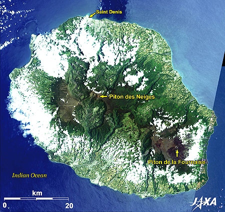 Full View of Réunion Island
