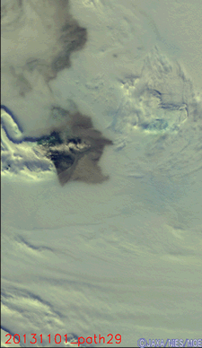 パイン島氷河の分離の様子2013年11月1日〜2014年3月11日の CAI RGB画像