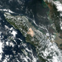 「しきさい」が捉えたインドネシア・スマトラ島シナブン山の噴煙 サムネイル画像